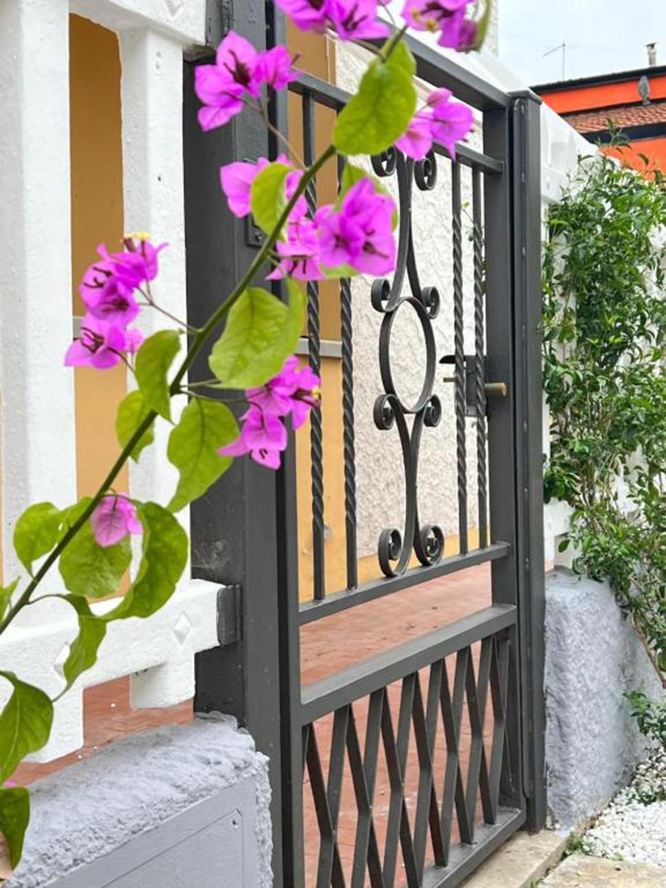 Holiday home Giuliana's House By The Sea In Tuscany Torre del Lago Puccini
