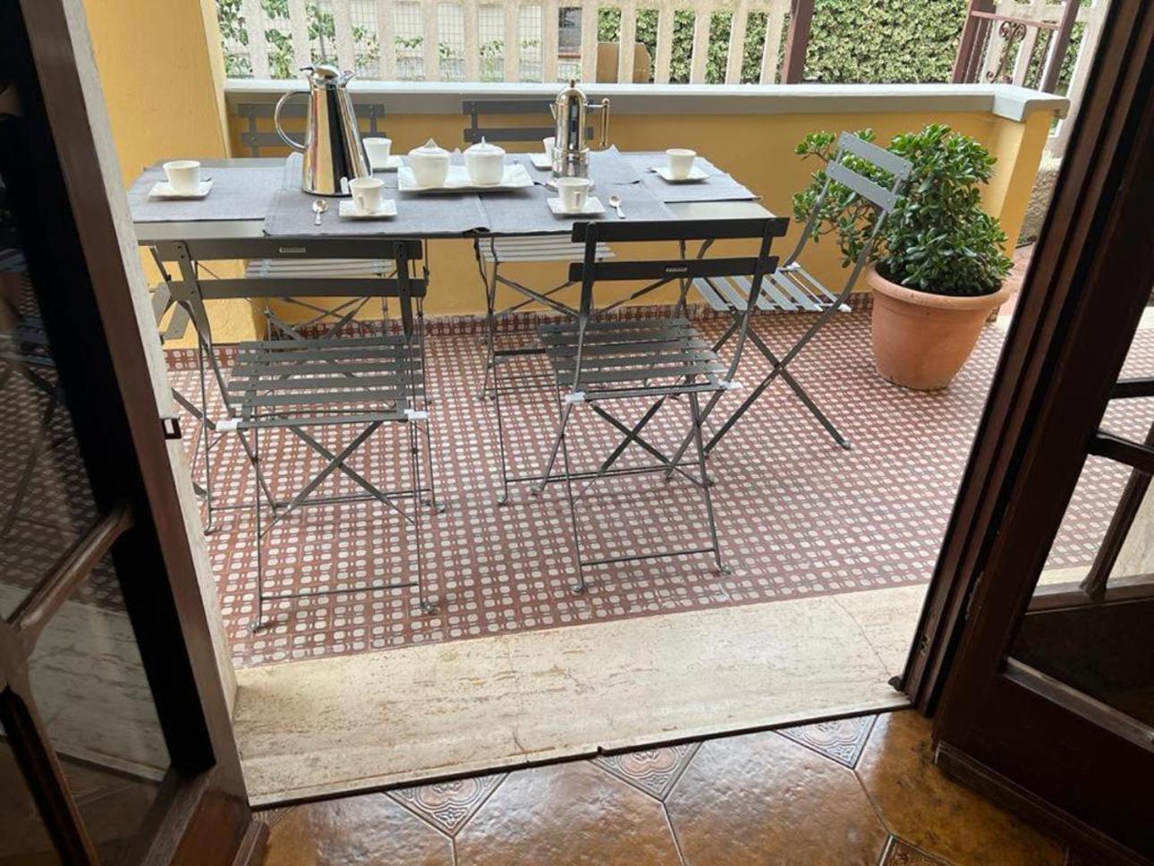 Giuliana's House By The Sea In Tuscany *